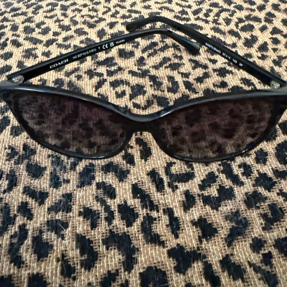 Coach Classic Black Sunglasses - Picture 2 of 4